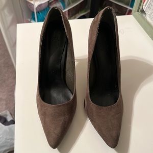 Suede pump heels